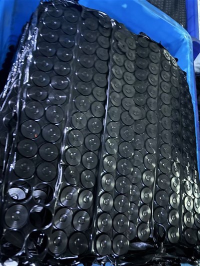 Resistens med høj temperatur FVMQ gummi tætningsstøbningsdel